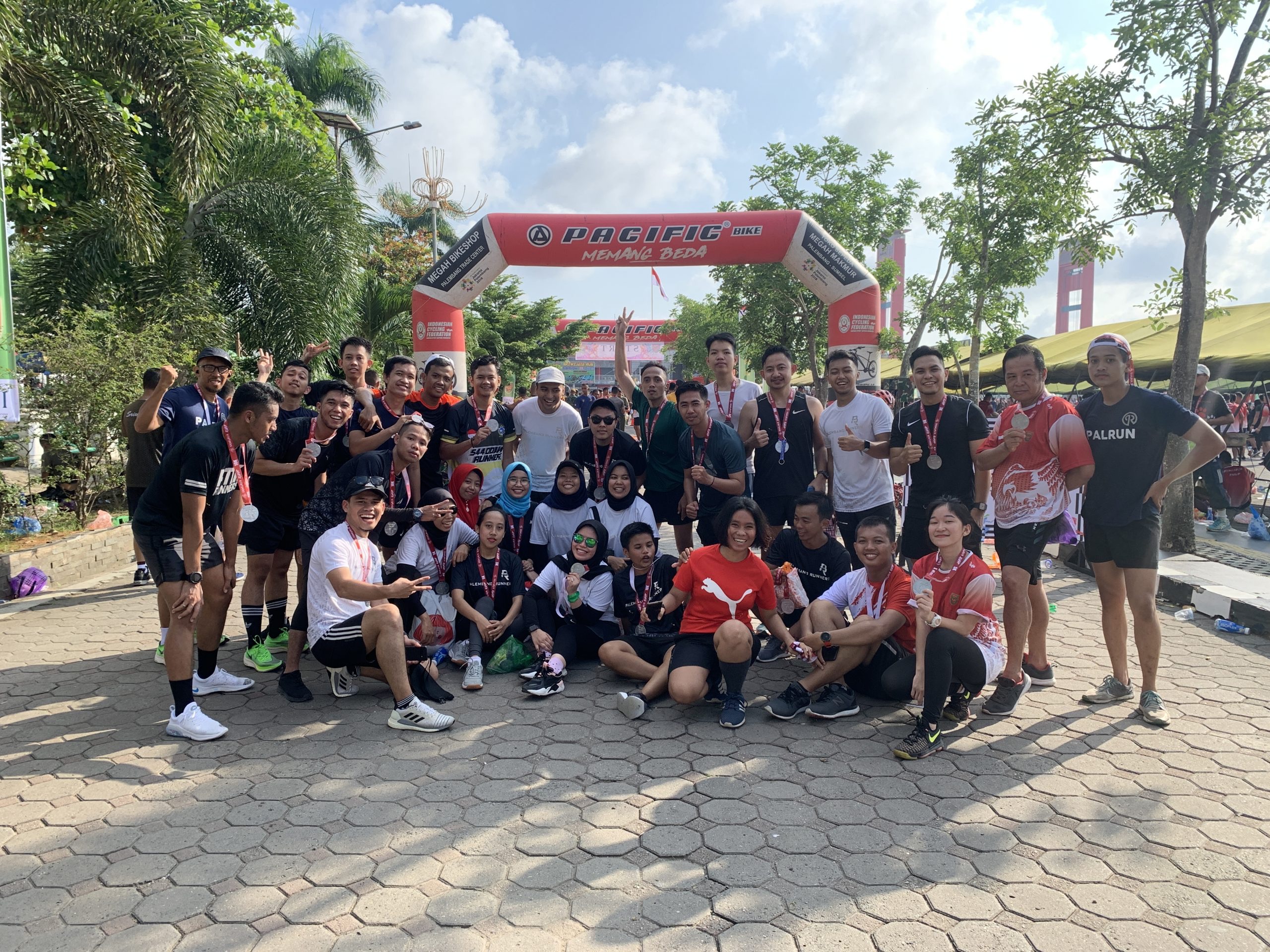 Palembang Runners crew picture